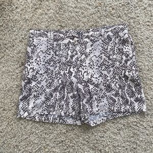 INC International Concepts shorts sz S